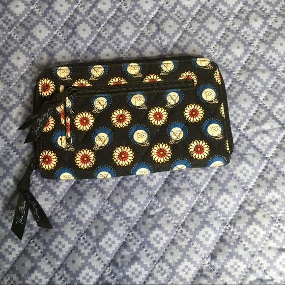 Vera Bradley Handbags - Vera Bradley Night Owl Wallet